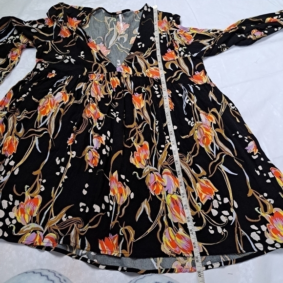 Free People Bella‎ Floral Tunic - Picture 12 of 14